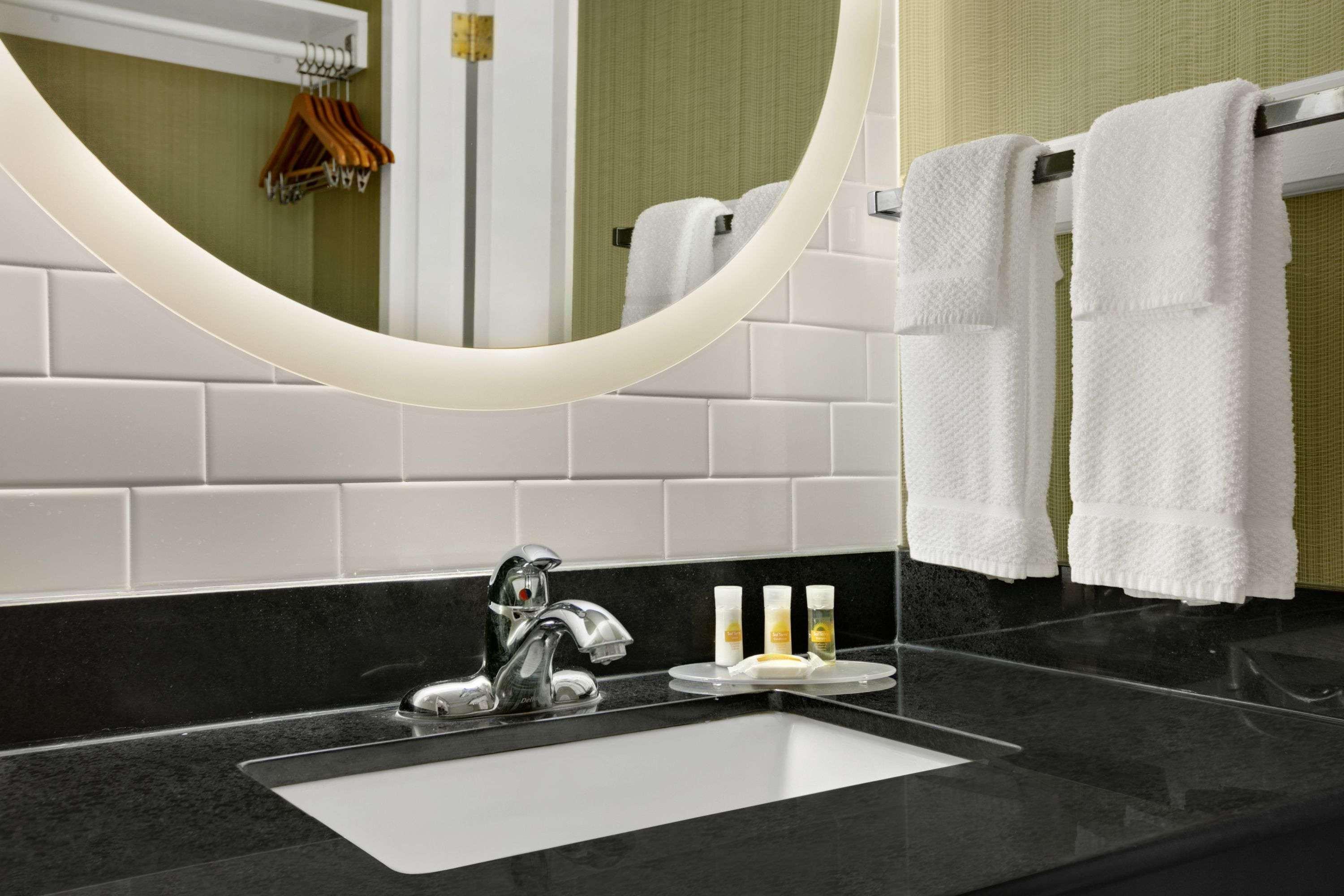 Days Inn By Wyndham Penn State State College Εξωτερικό φωτογραφία